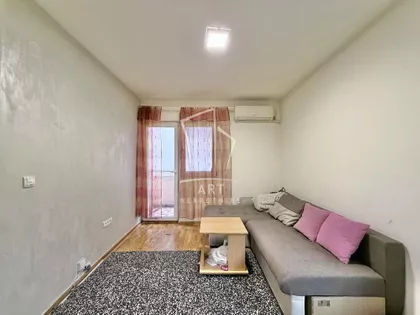 Vladimira Rolovića | 4zida.rs