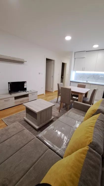 Novo Naselje | 4zida.rs