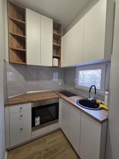 Trg Lazara Nešića | 4zida.rs