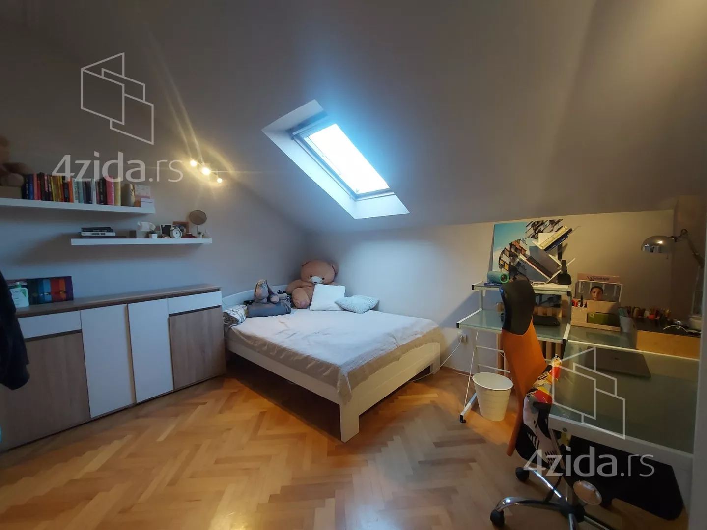 Četvorosoban stan | 4zida