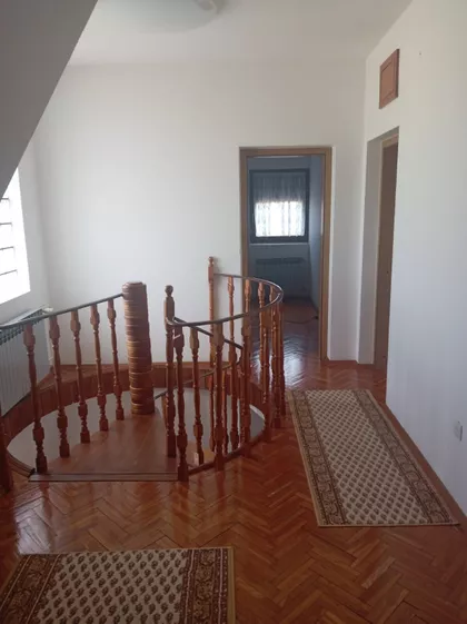 Grad Stalać | 4zida.rs