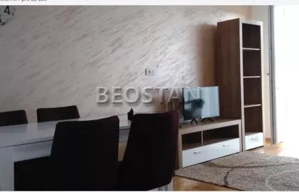 Prvomajska | 4zida.rs