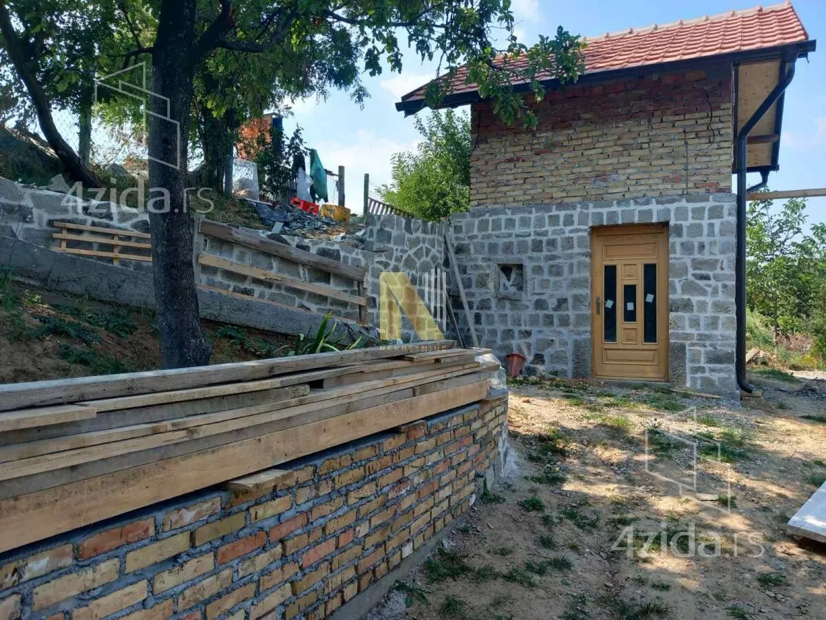 Kuća | 4zida