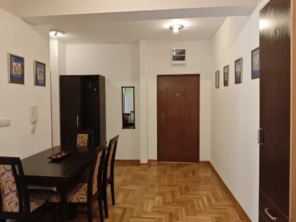 Pećska 11 | 4zida.rs