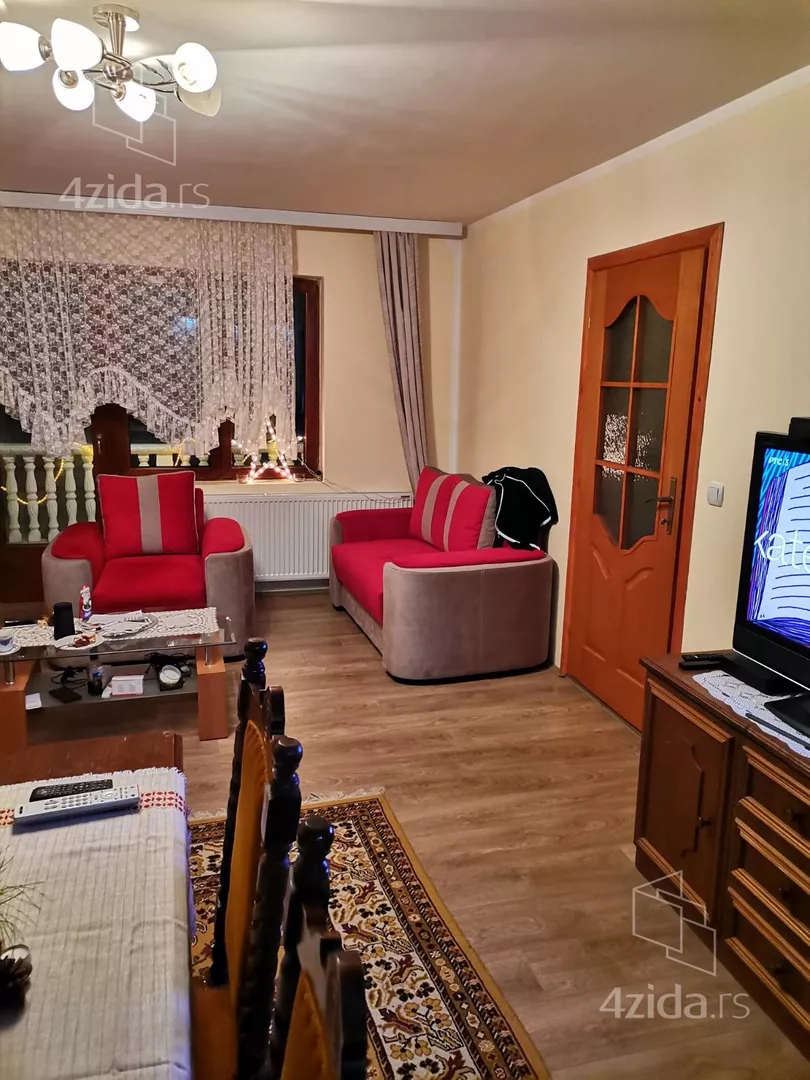 3-etažna kuća | 4zida