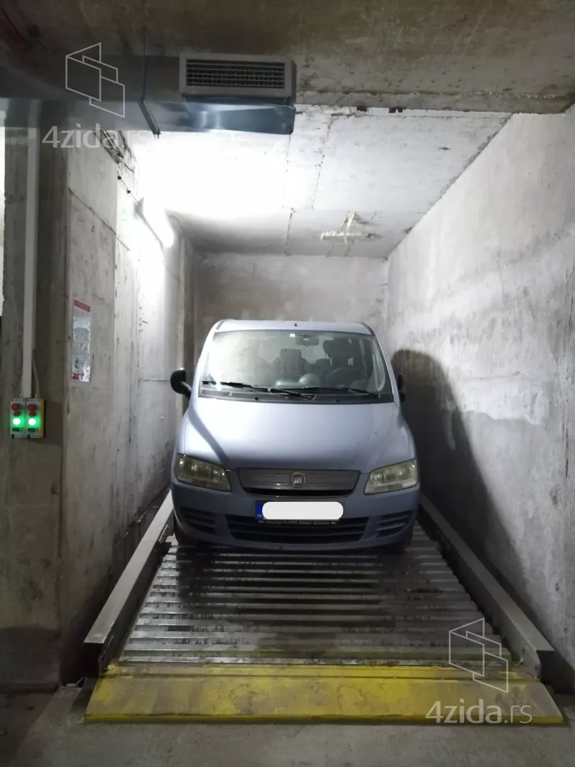 Garaža | 4zida