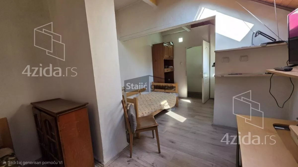 Petosoban stan | 4zida