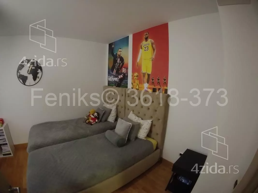 Četvoroiposoban stan | 4zida