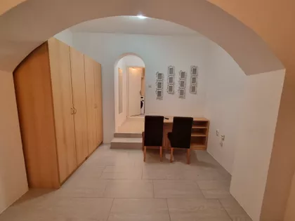 Petra Drapšina | 4zida.rs