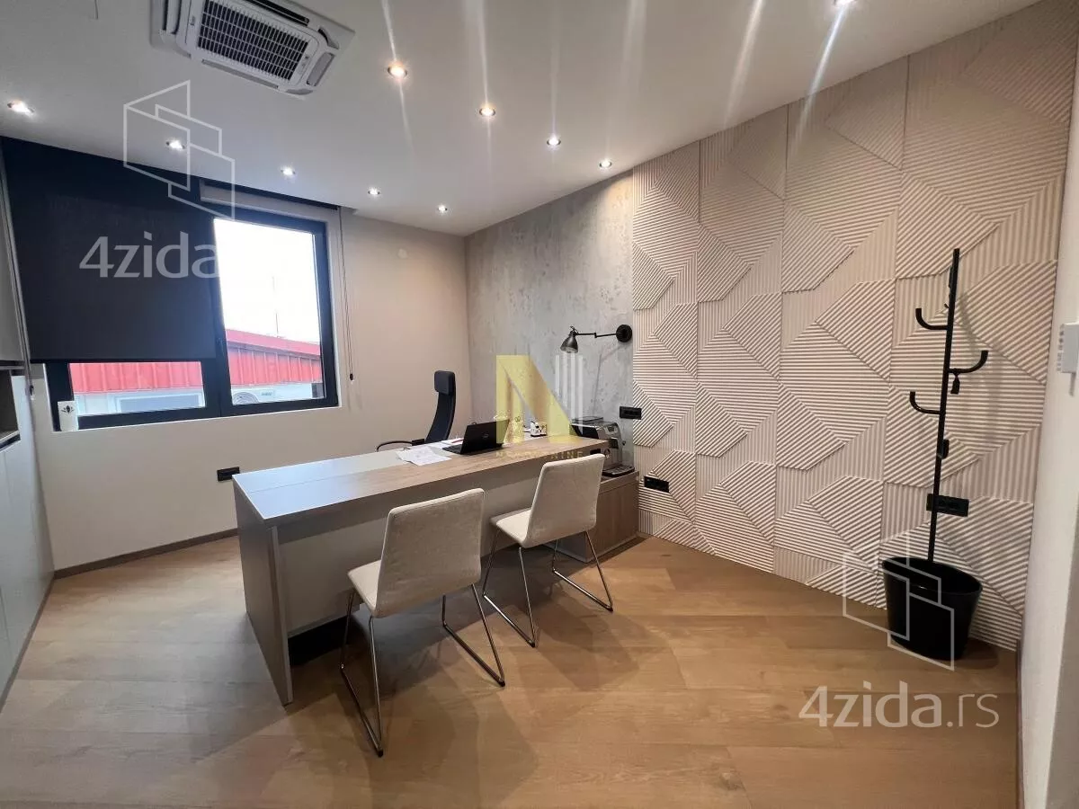 Hala | 4zida