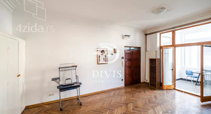 Četvoroiposoban stan | 4zida