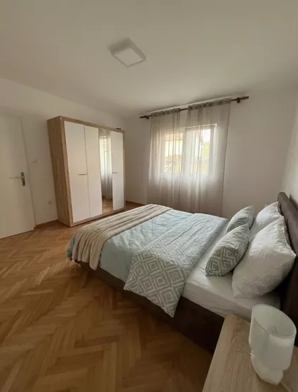 Borča | 4zida.rs