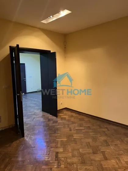 Francuska | 4zida.rs