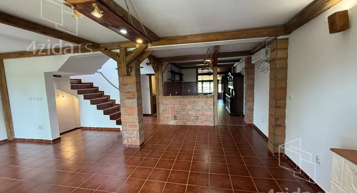 4-etažna kuća | 4zida