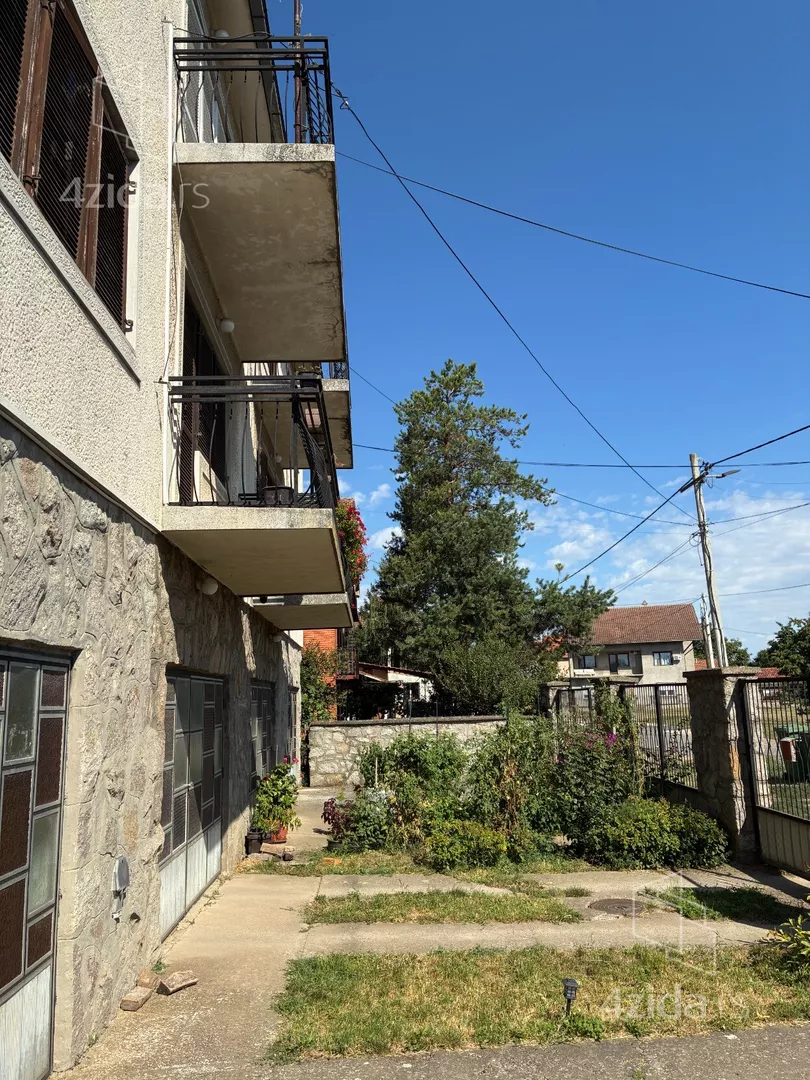 3-etažna kuća | 4zida
