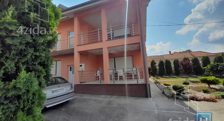Kuća | 4zida