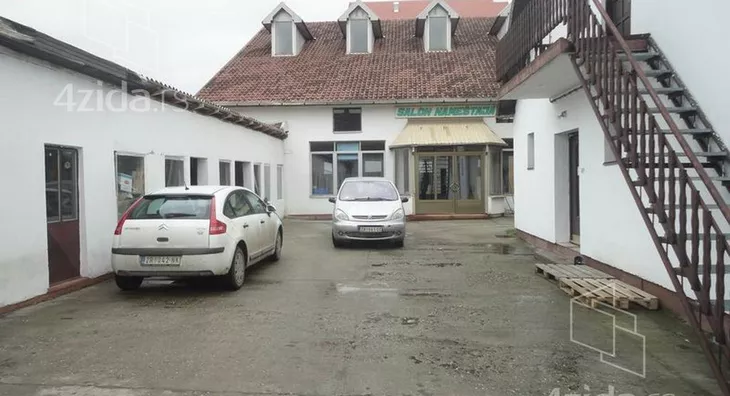 Lokal | 4zida