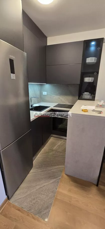 Banovo Brdo | 4zida.rs