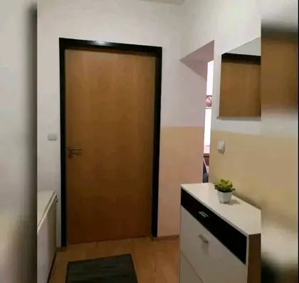 Nikole Tesle 15 | 4zida.rs