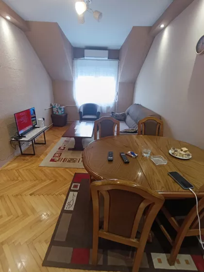 Gradske lokacije | 4zida.rs