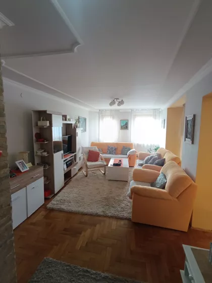 Gradske lokacije | 4zida.rs