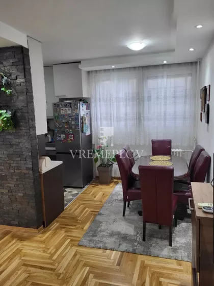 Bratstva i jedinstva | 4zida.rs