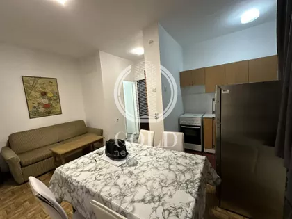 Bulevar Cara Lazara | 4zida.rs