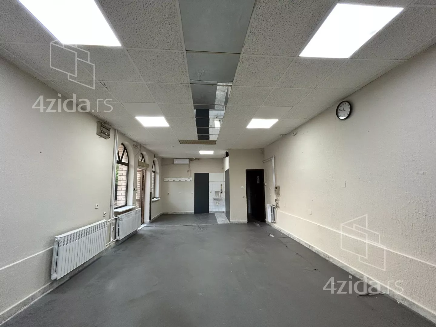 Poslovni prostor | 4zida