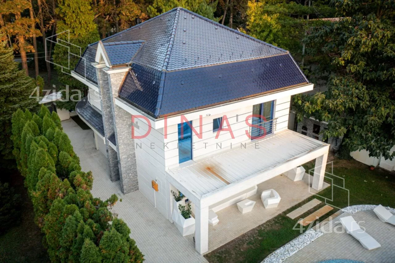 Kuća | 4zida