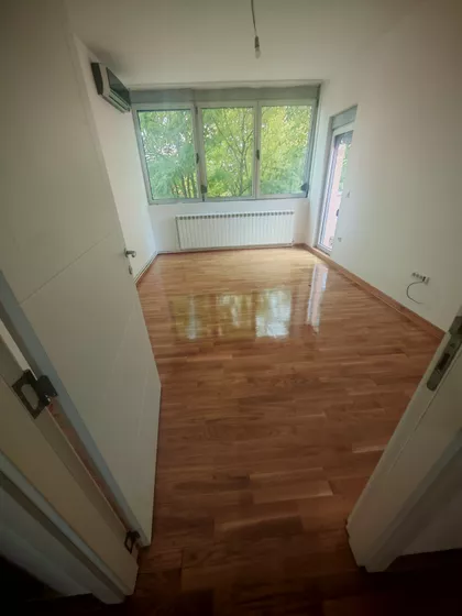 Zagrađe | 4zida.rs