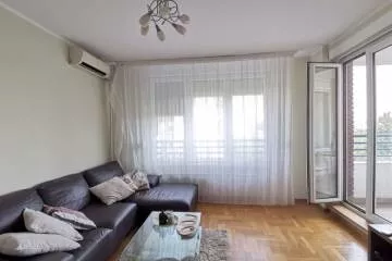 Bulevar Arsenija Čarnojevića | 4zida.rs