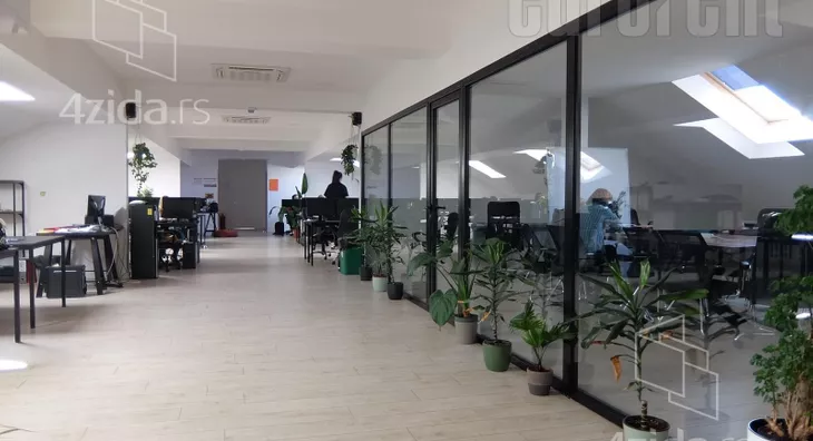 Poslovni prostor | 4zida