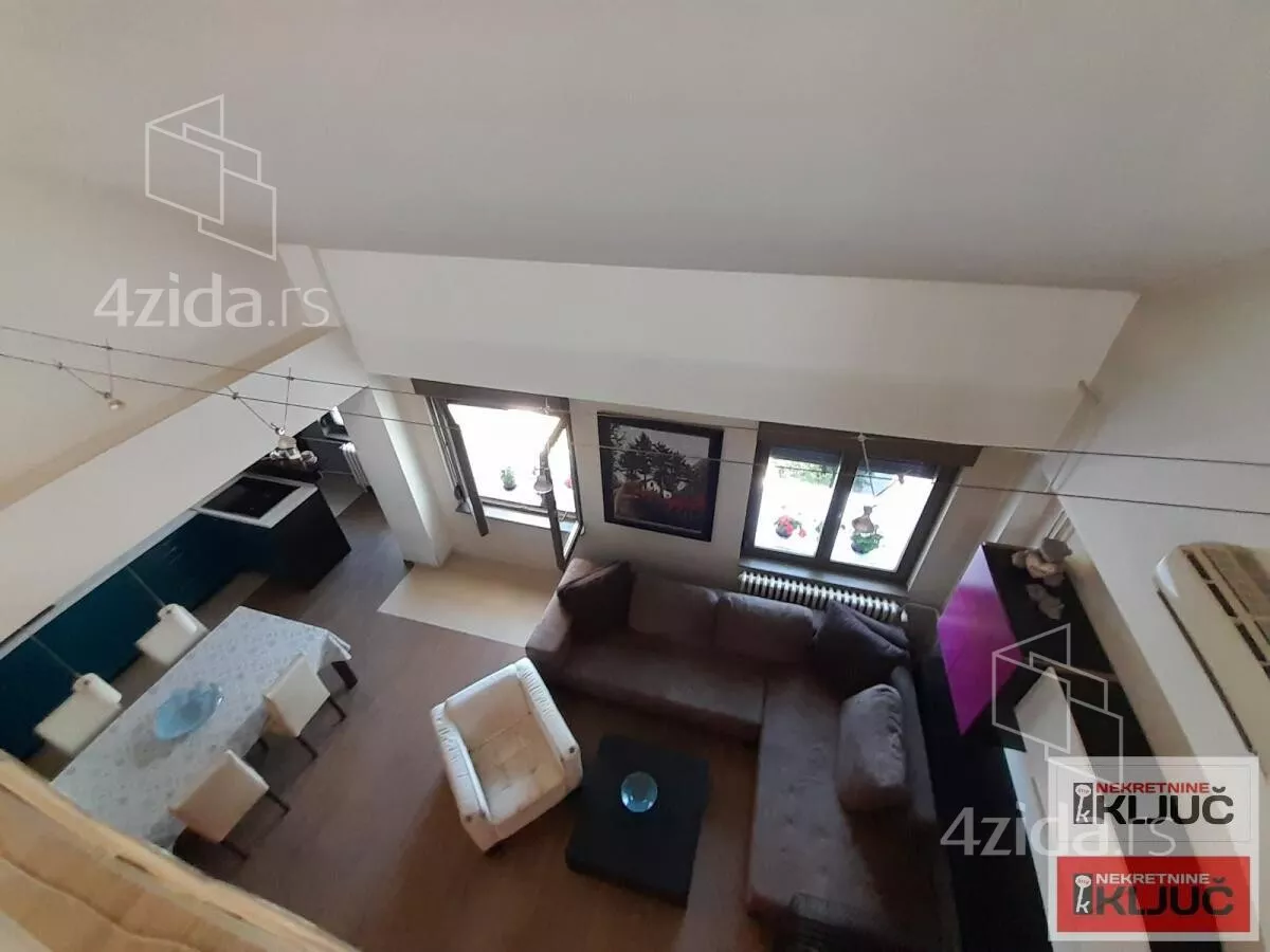 Petosoban stan | 4zida