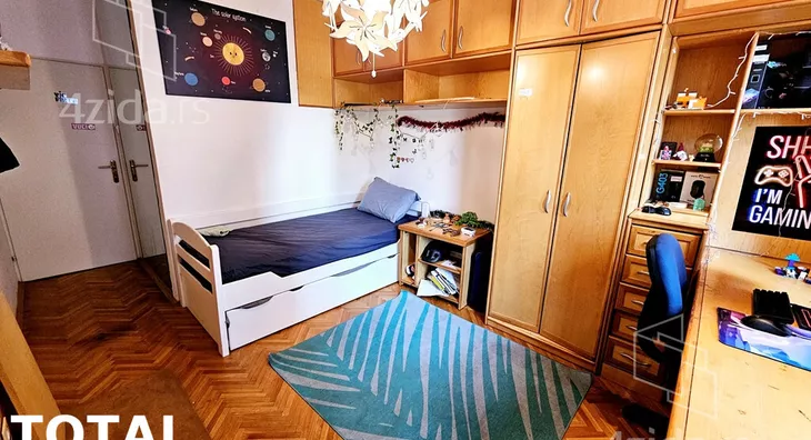 Četvorosoban stan | 4zida