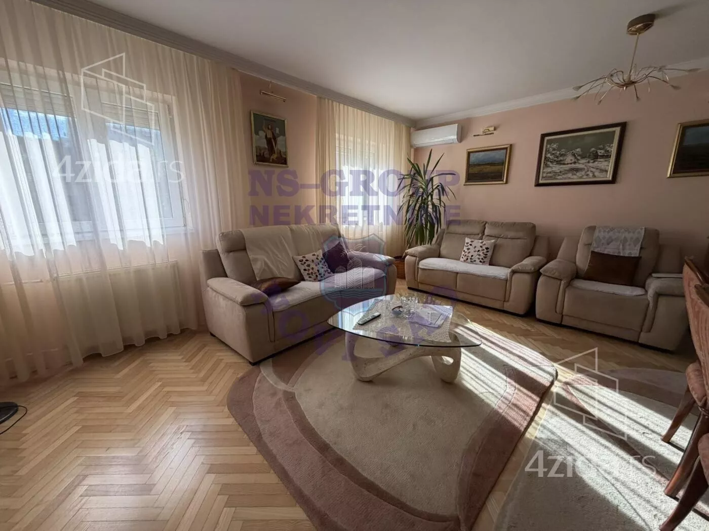 Četvorosoban stan | 4zida