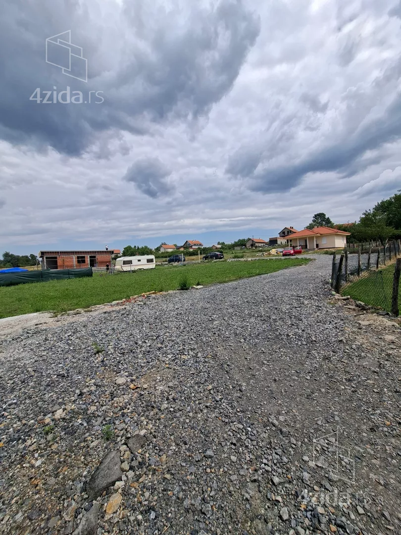 Građevinsko zemljište | 4zida