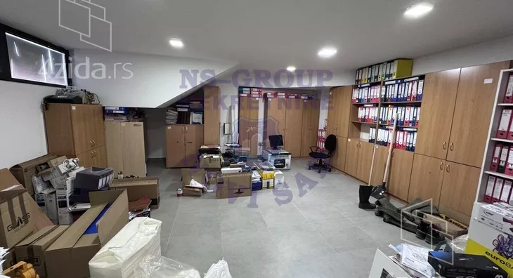 Poslovni prostor | 4zida