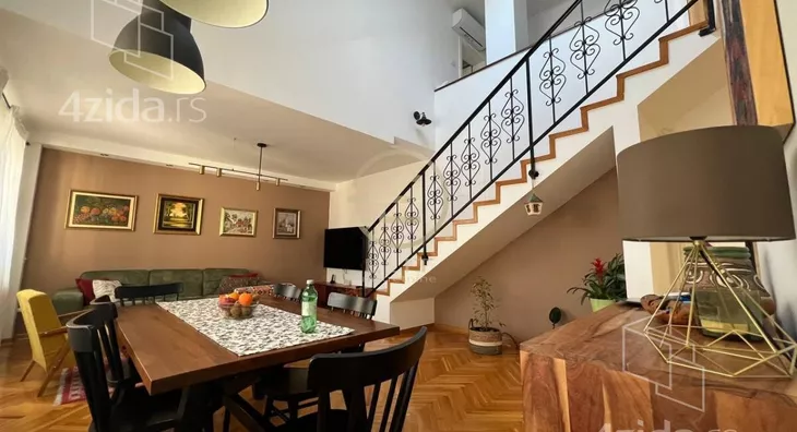 Četvoroiposoban stan | 4zida