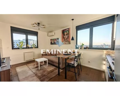 Gospodara Vučića | 4zida.rs