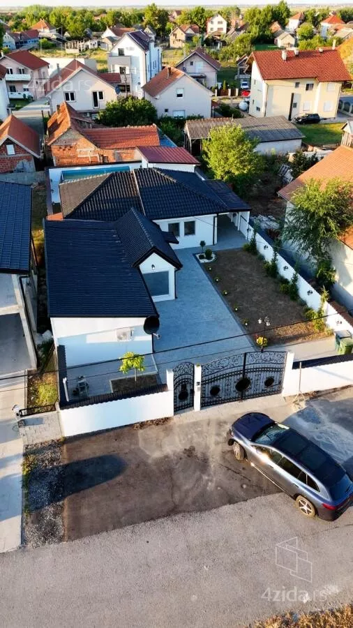 Kuća | 4zida