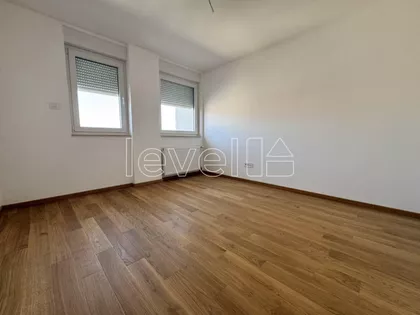 Nova Detelinara | 4zida.rs