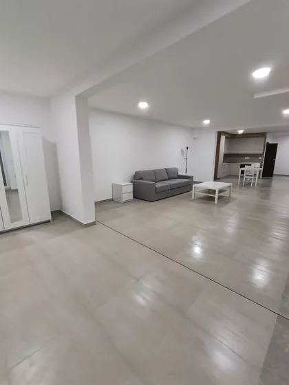 Ruže Jovanović | 4zida.rs