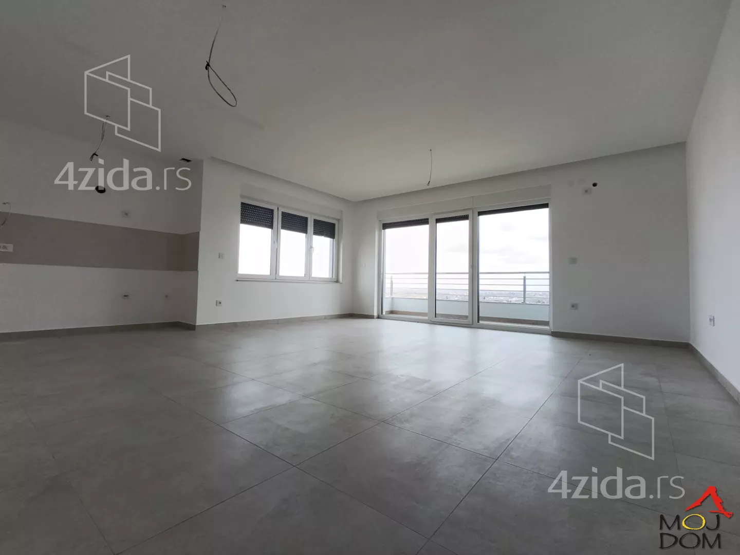 Četvorosoban stan | 4zida