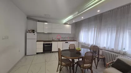 Kalenić pijaca | 4zida.rs