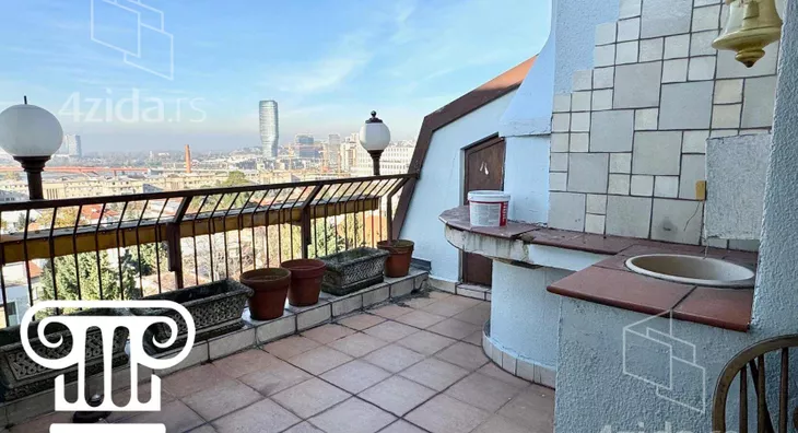 Petosoban stan | 4zida