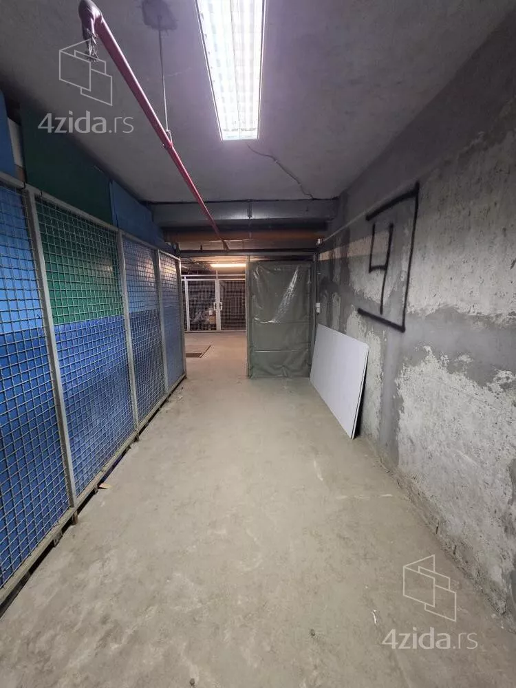 Garaža | 4zida