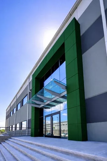 MILANA RESETARA | 4zida.rs