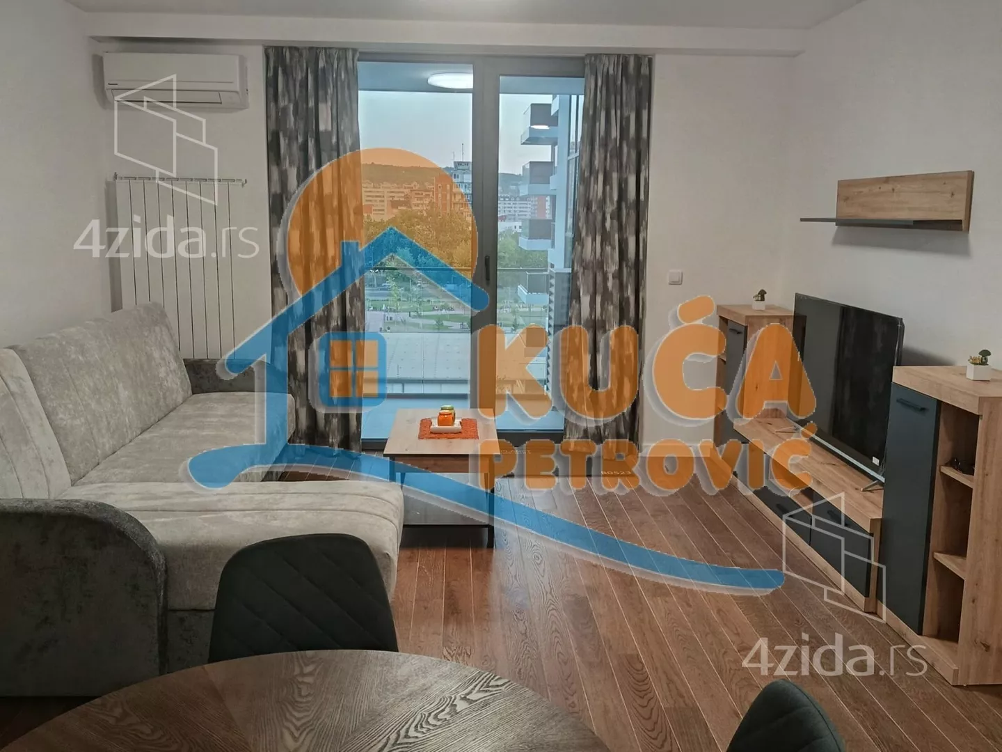 Garsonjera | 4zida