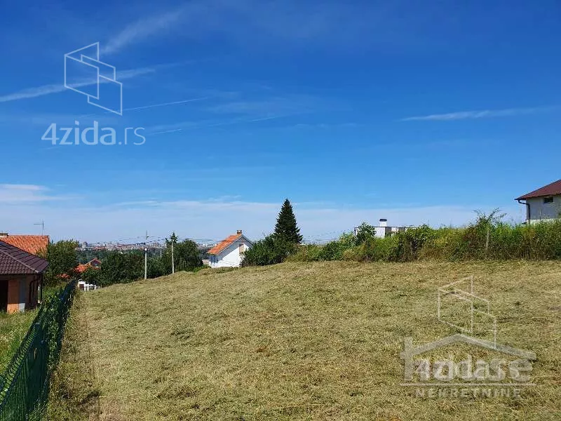 Plac | 4zida