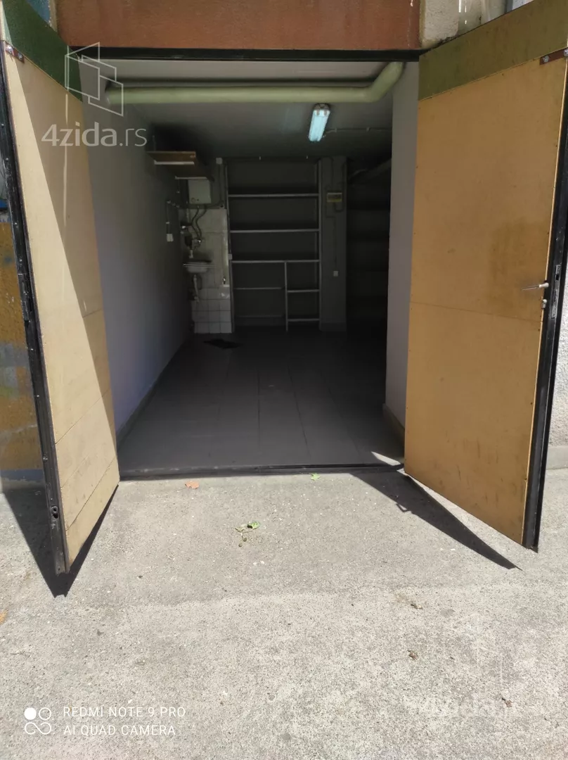 Garaža | 4zida
